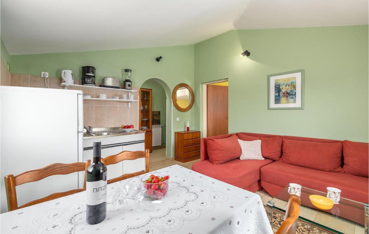 Apartment 1 Bedroom Amazing In *